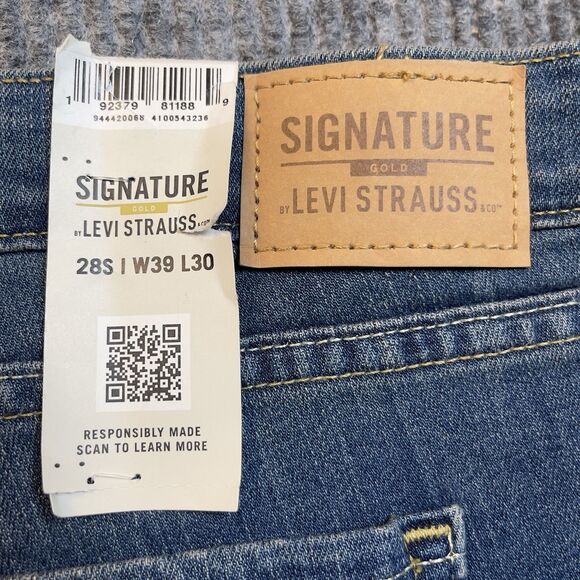 Signature By Levi Strauss Womens 39x30 Mid-Rise Stretch Straight Jeans 28S NEW - Picture 10 of 10